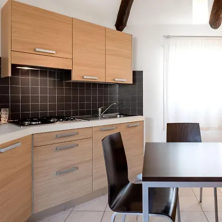 Bungalow In With Fridge